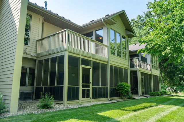 9363 Libby Lane, Eden Prairie, MN 55347