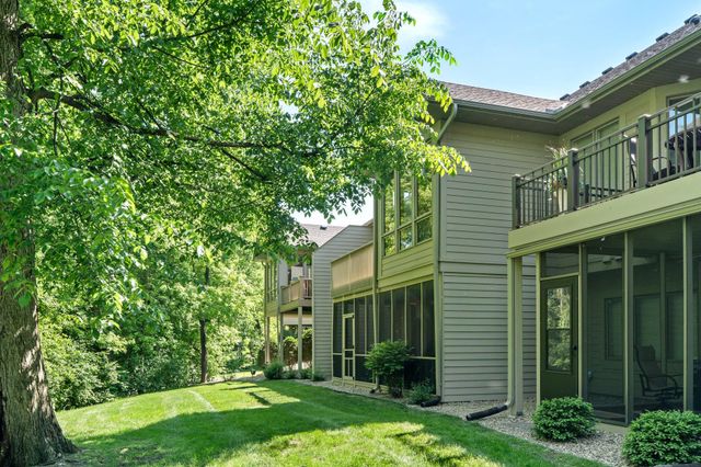 9363 Libby Lane, Eden Prairie, MN 55347