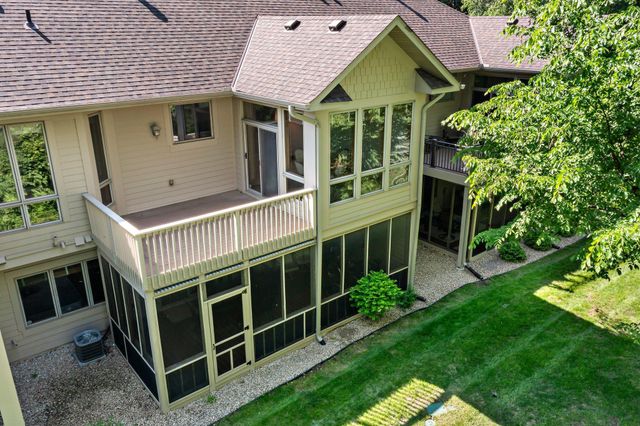 9363 Libby Lane, Eden Prairie, MN 55347