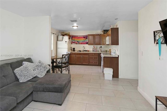 514 NW 21st St, Homestead, FL 33030