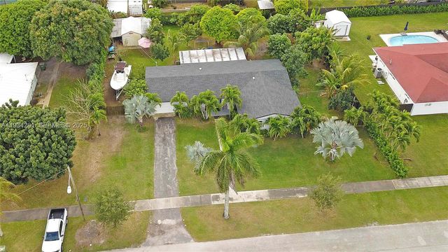 514 NW 21st St, Homestead, FL 33030