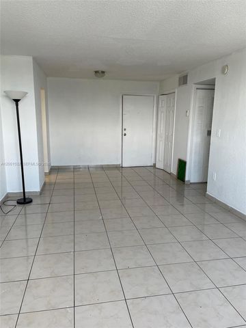 666 W 81st St 407, Hialeah, FL 33014