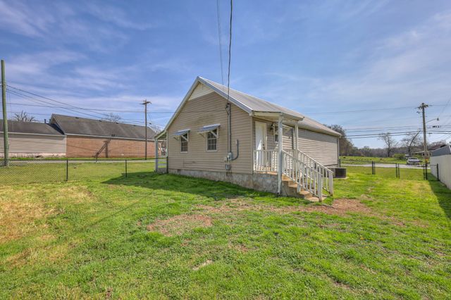 1200 W Lane St, Shelbyville, TN 37160