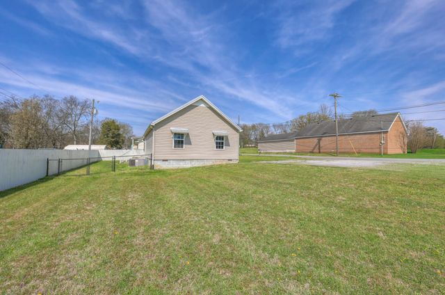 1200 W Lane St, Shelbyville, TN 37160