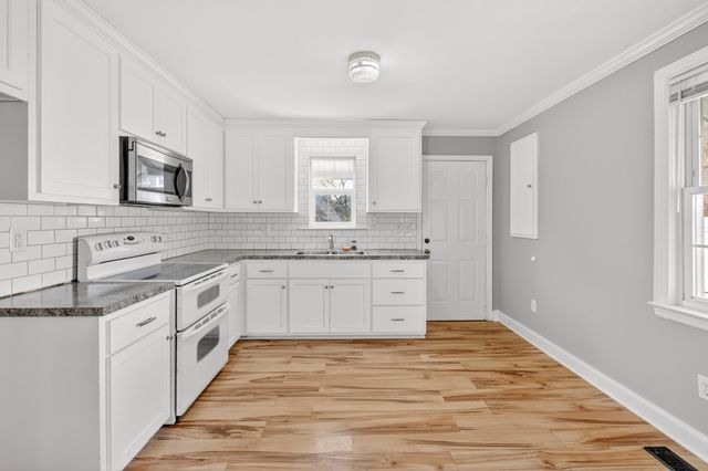 1200 W Lane St, Shelbyville, TN 37160