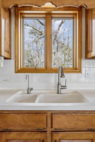 348 Laurel Mountain Road, Madisonville, TN 37354