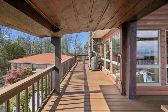 348 Laurel Mountain Road, Madisonville, TN 37354