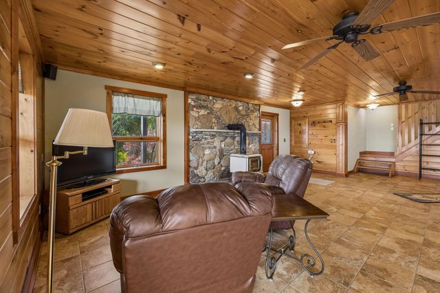 348 Laurel Mountain Road, Madisonville, TN 37354