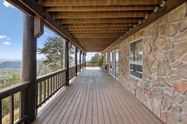 348 Laurel Mountain Road, Madisonville, TN 37354