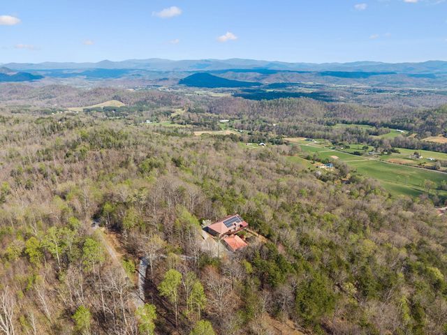 348 Laurel Mountain Road, Madisonville, TN 37354