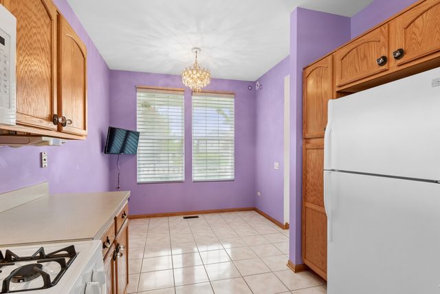 11742 Nottingham Drive, Huntley, IL 60142