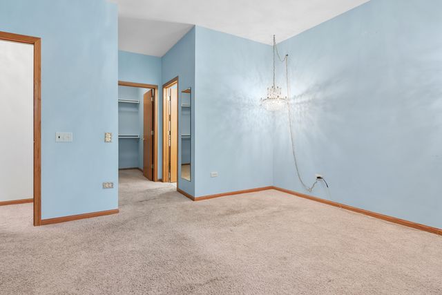 11742 Nottingham Drive, Huntley, IL 60142