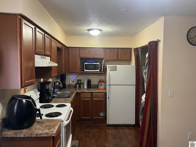 1024 Fox Ridge Ct., Benton, KY 42025