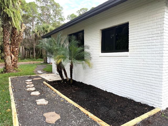 5225 SW Ludlum Street, Palm City, FL 34990