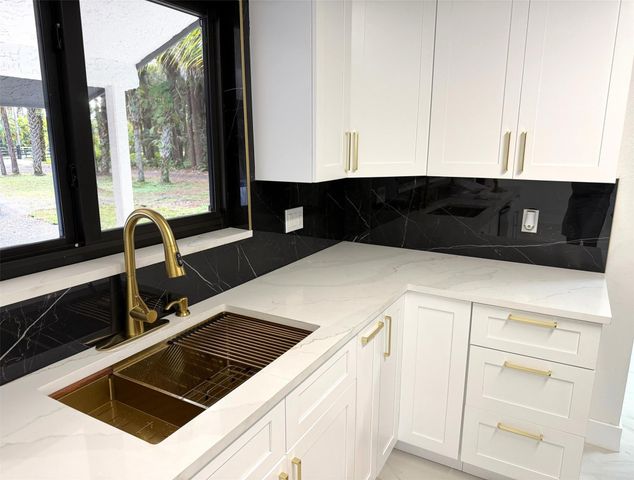 5225 SW Ludlum Street, Palm City, FL 34990