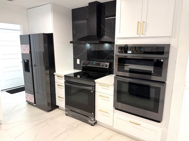 5225 SW Ludlum Street, Palm City, FL 34990