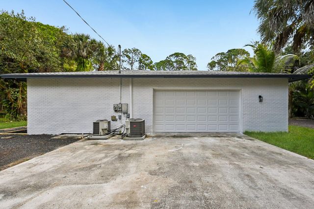 5225 SW Ludlum Street, Palm City, FL 34990