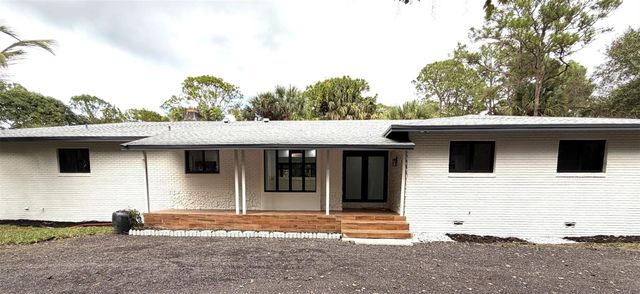 5225 SW Ludlum Street, Palm City, FL 34990