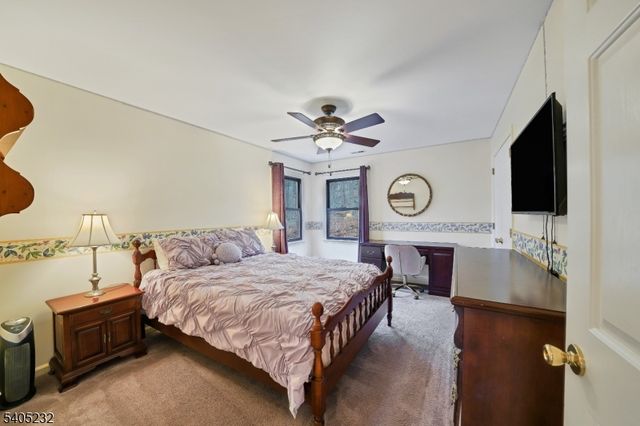 16 William Way, Washington Twp., NJ 07853