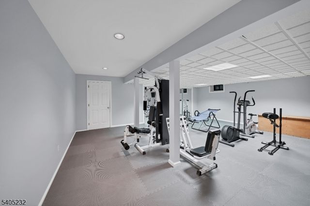 16 William Way, Washington Twp., NJ 07853