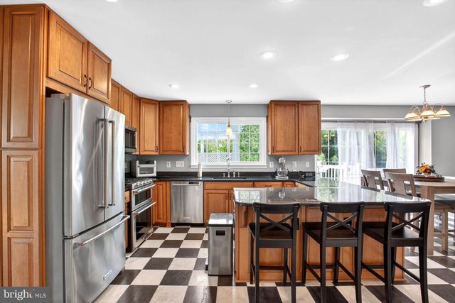 8084 STATION RD, Manassas, VA 20111