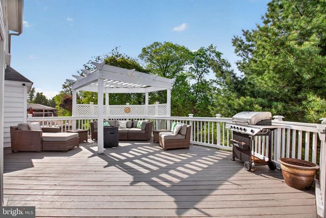 8084 STATION RD, Manassas, VA 20111