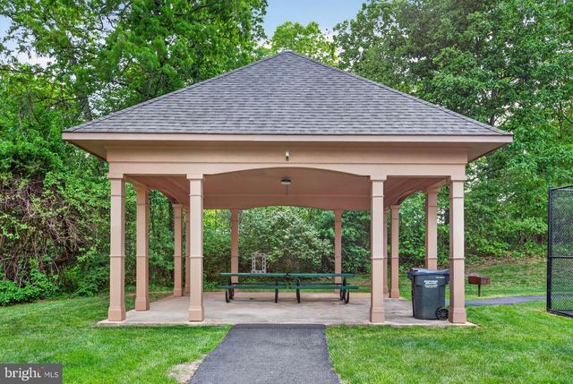8084 STATION RD, Manassas, VA 20111
