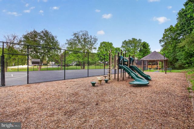 8084 STATION RD, Manassas, VA 20111
