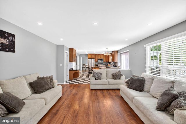 8084 STATION RD, Manassas, VA 20111
