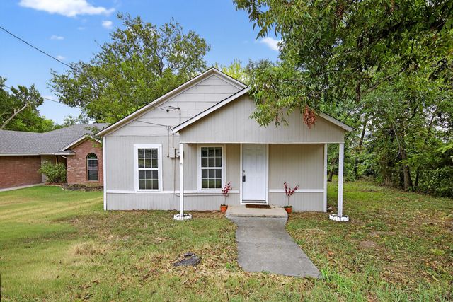 1008 Van Winkle Street, Weatherford, TX 76086