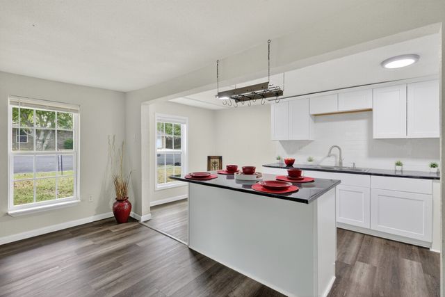 1008 Van Winkle Street, Weatherford, TX 76086