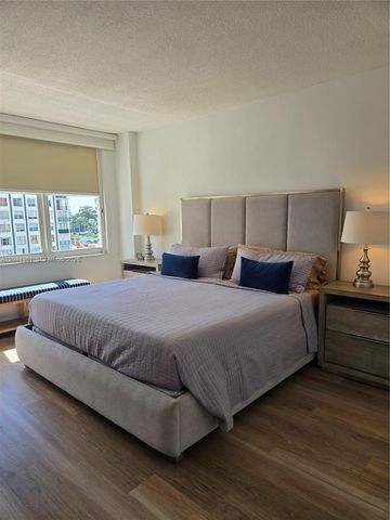 5601 Collins Avenue 520, Miami Beach, FL 33140