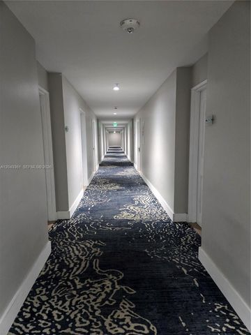 5601 Collins Avenue 520, Miami Beach, FL 33140