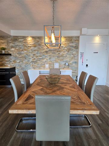 5601 Collins Avenue 520, Miami Beach, FL 33140