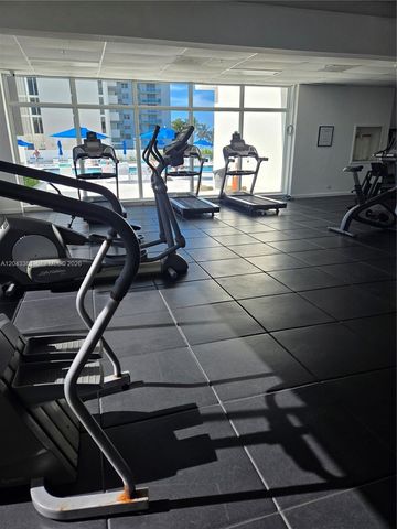 5601 Collins Avenue 520, Miami Beach, FL 33140