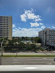5601 Collins Avenue 520, Miami Beach, FL 33140