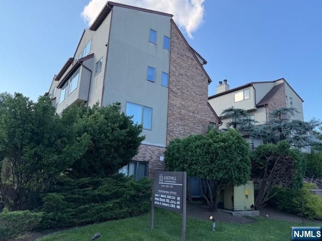 1309 15th Street, Fort Lee, NJ 07024
