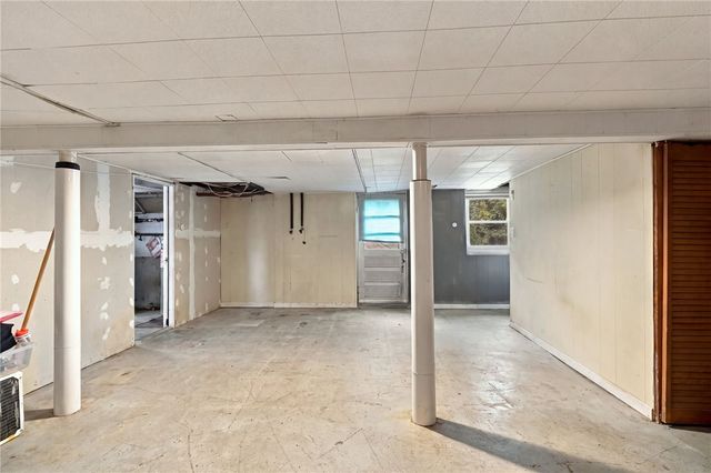 17 Pleasant View Circle, Smithfield, RI 02828