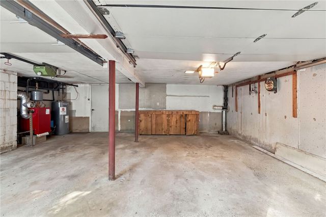 17 Pleasant View Circle, Smithfield, RI 02828