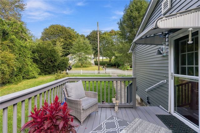 17 Pleasant View Circle, Smithfield, RI 02828