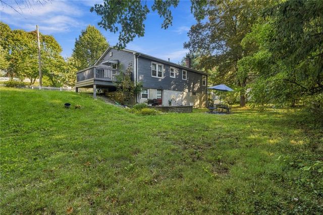 17 Pleasant View Circle, Smithfield, RI 02828