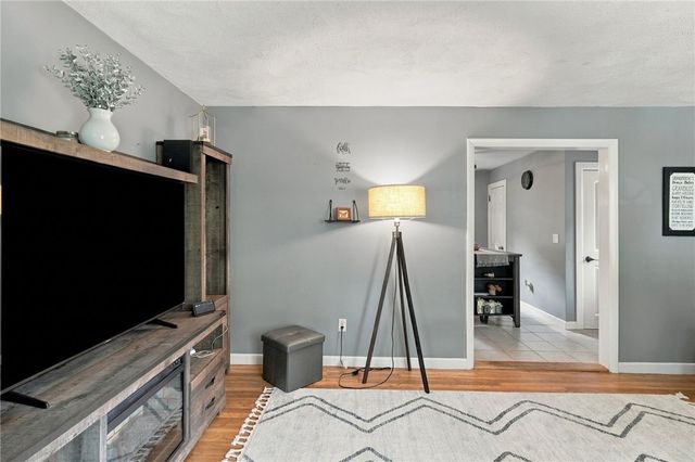 17 Pleasant View Circle, Smithfield, RI 02828