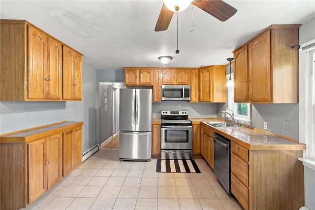 17 Pleasant View Circle, Smithfield, RI 02828