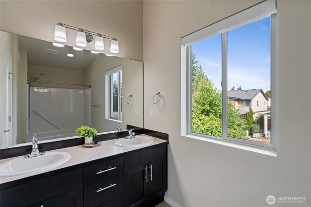 10721 SE 187th Place, Renton, WA 98055