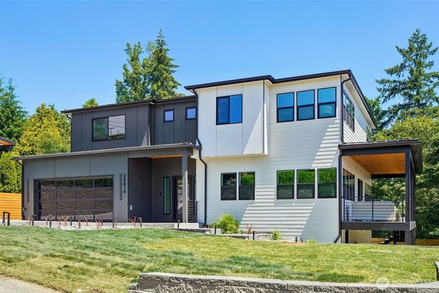 20818 S 9th Avenue, Des Moines, WA 98198