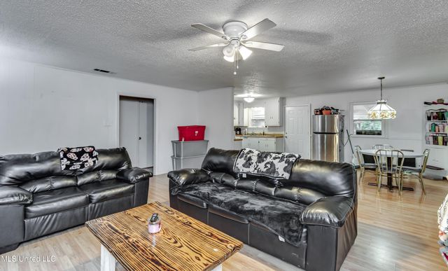 700 E Dewey Camp Drive, Florence, MS 39073