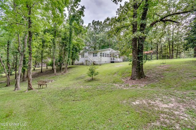 700 E Dewey Camp Drive, Florence, MS 39073