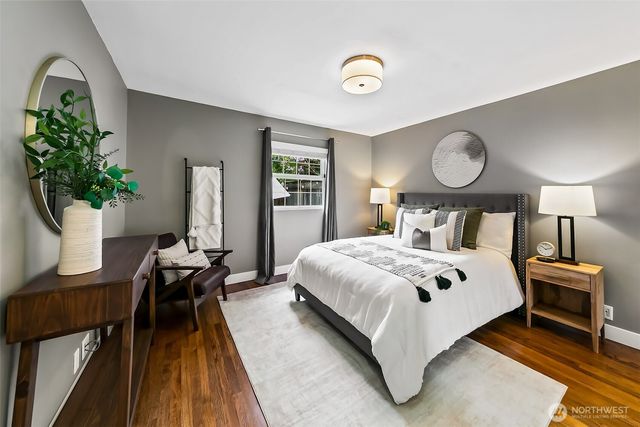 7515 17th Avenue NW, Seattle, WA 98117