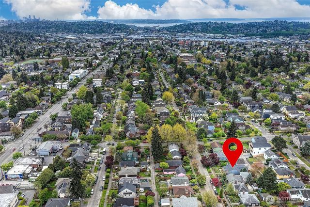 7515 17th Avenue NW, Seattle, WA 98117
