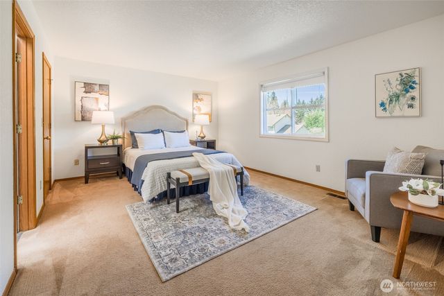 12327 44 Drive SE, Everett, WA 98028